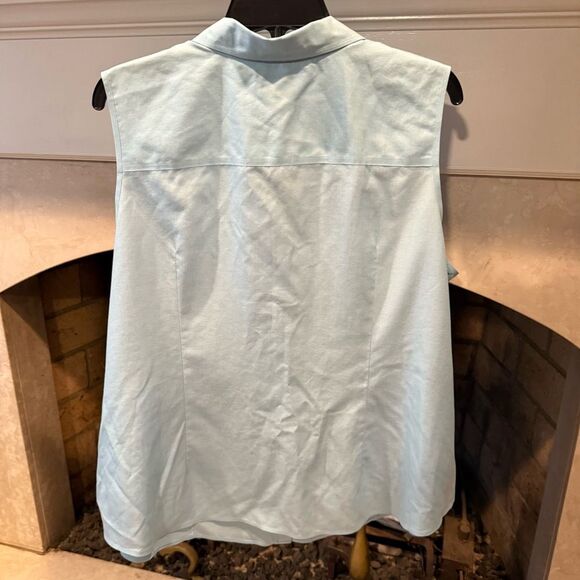 Talbots sleeveless wrinkle resistant top in baby blue size 22 - Picture 2 of 5